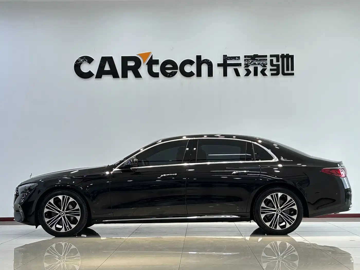Mercedes-Benz E-Class 2025 Facelift E 300 L Luxury фото 4