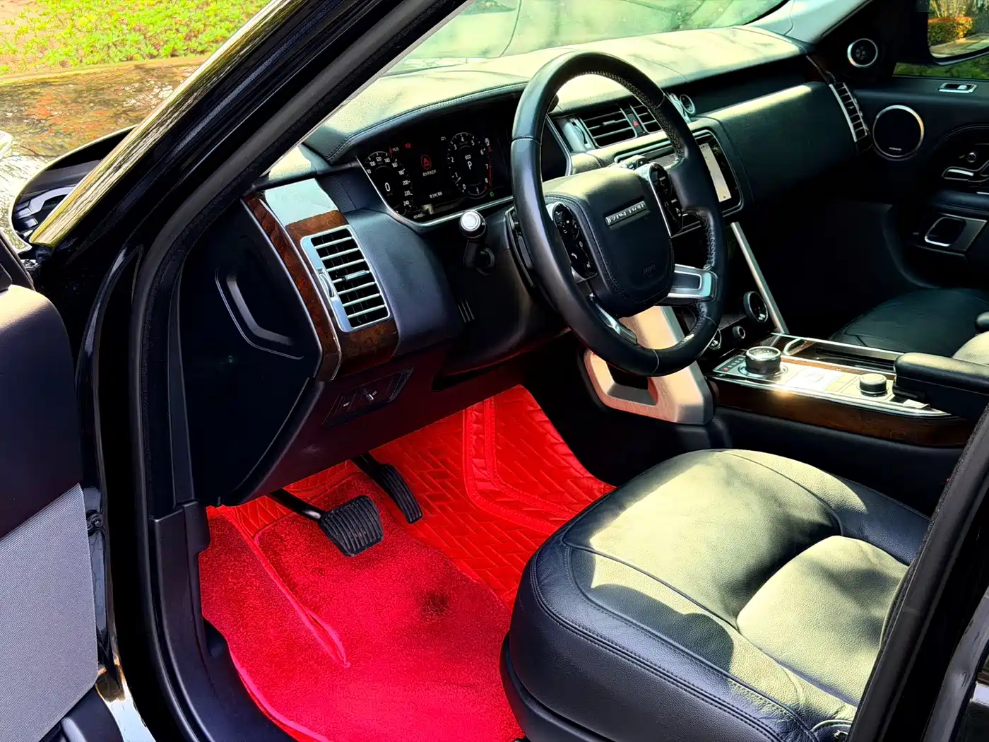 LAND ROVER RANGE ROVER