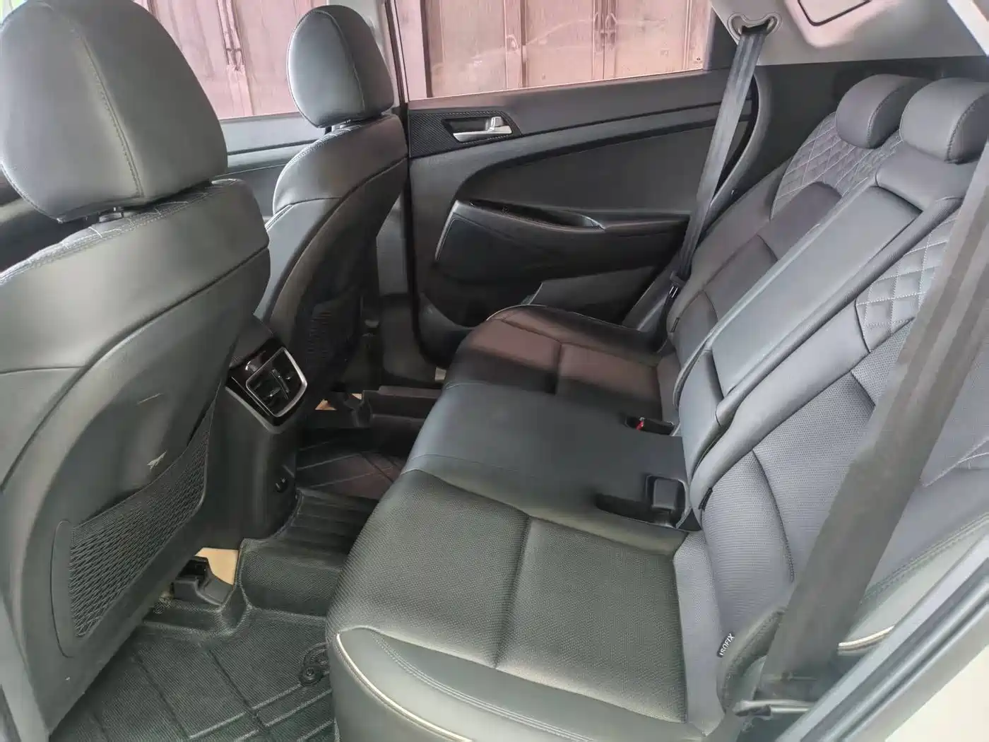 Hyundai Tucson 2019 280TGDi Dual Clutch 2WD Fashion Edition China V фото 10