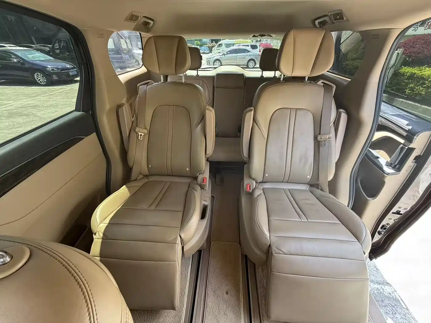 Buick GL8 2017 ES 28T Luxury China V фото 17