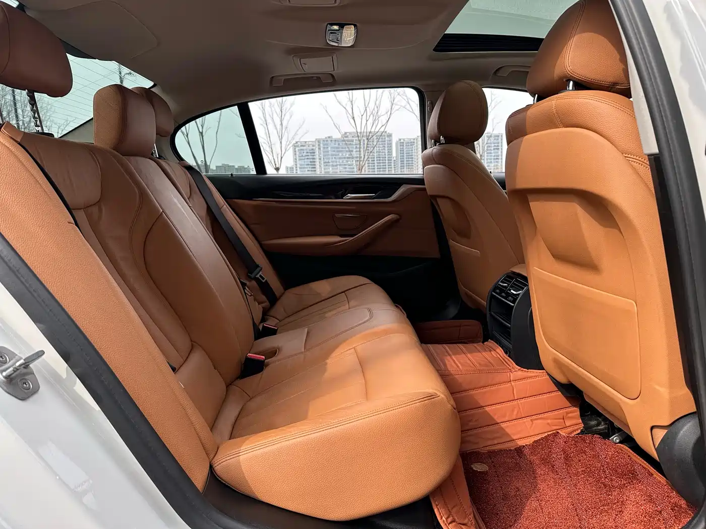 BMW 5 Series 2018 528Li Launch Special Edition фото 12