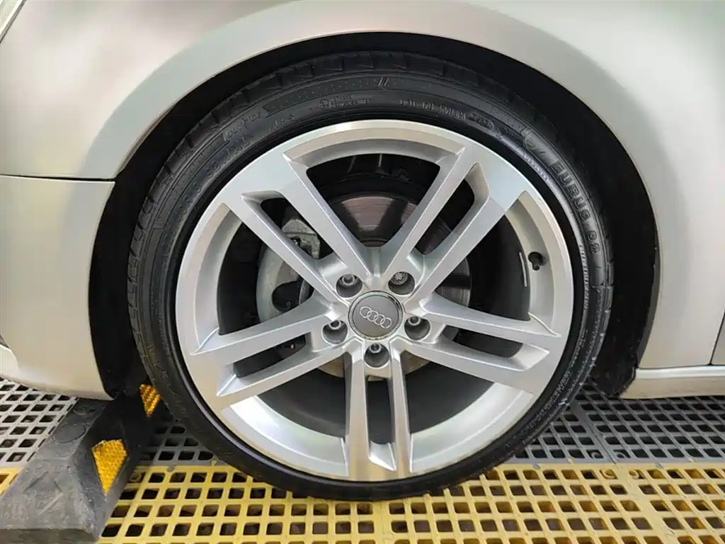Audi A3 2016 Sportback 35 TFSI Leadership фото 23