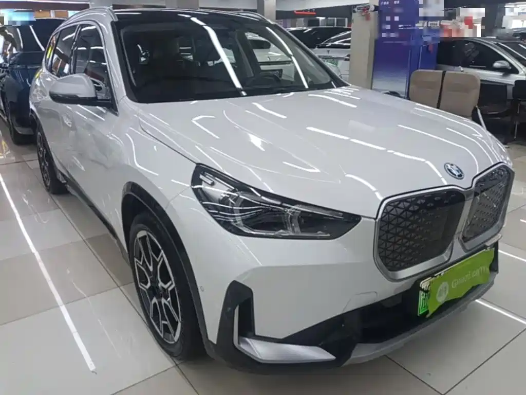 BMW iX1 2024 2023 xDrive30L X Design Package