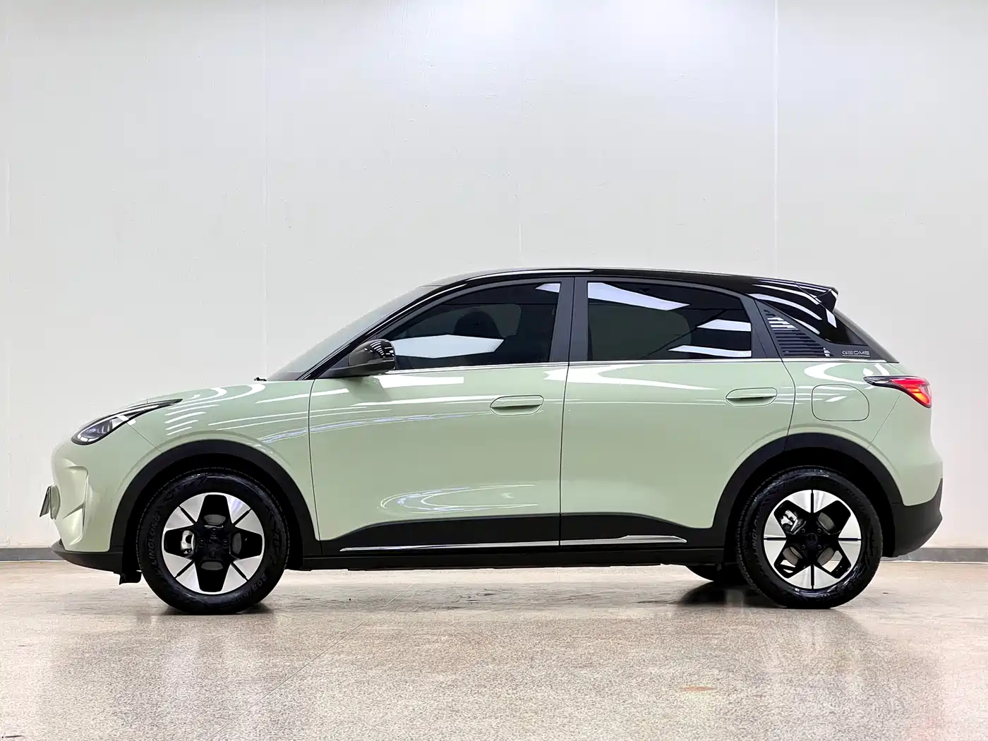 Geely Galaxy Starry Wish 2025 UP 410km Explorer+ Edition фото 4