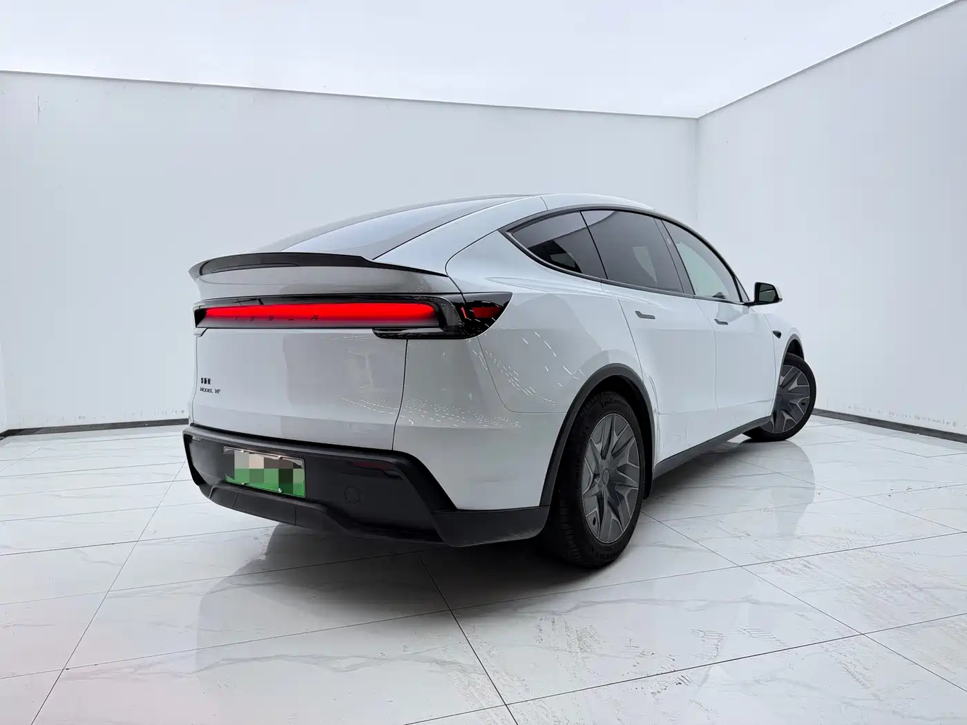 Tesla Model Y L 2026 2025 Facelift Long Range AWD