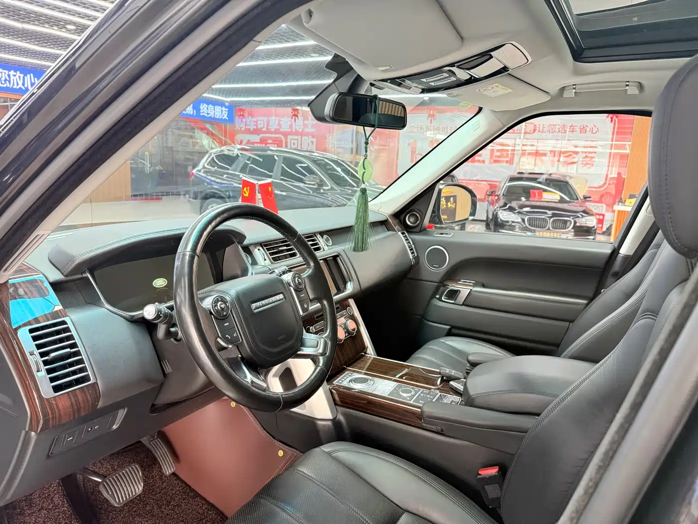 Land Rover Range Rover 2016 3.0 SC V6 Vogue фото 9