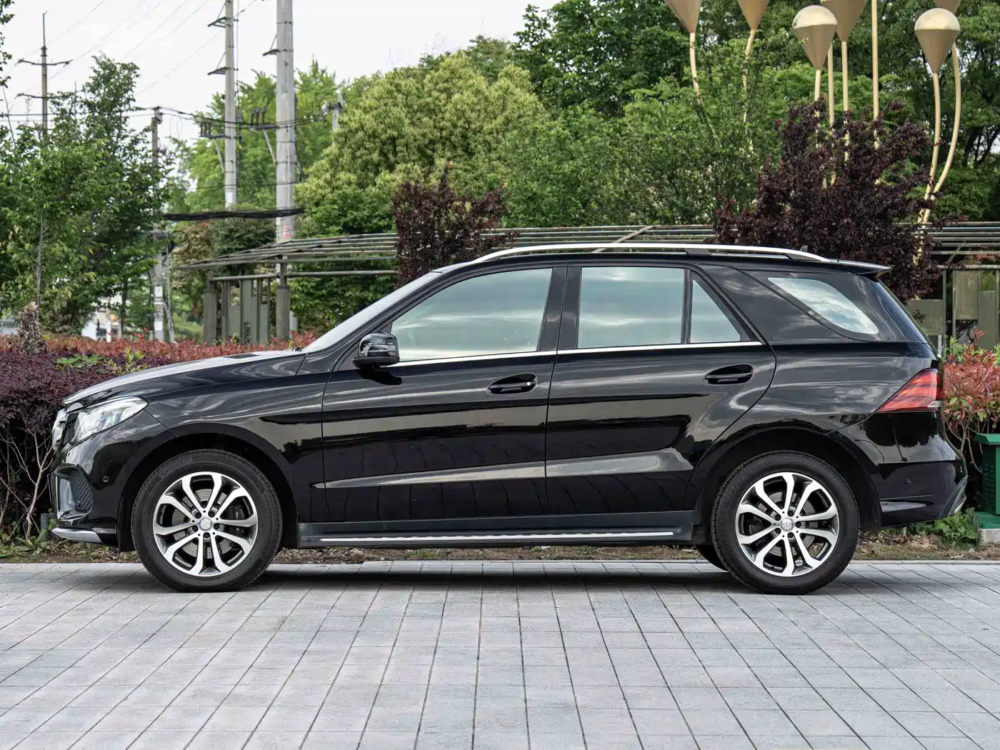 Mercedes-Benz GLE 2017 GLE 320 4MATIC Luxury фото 9