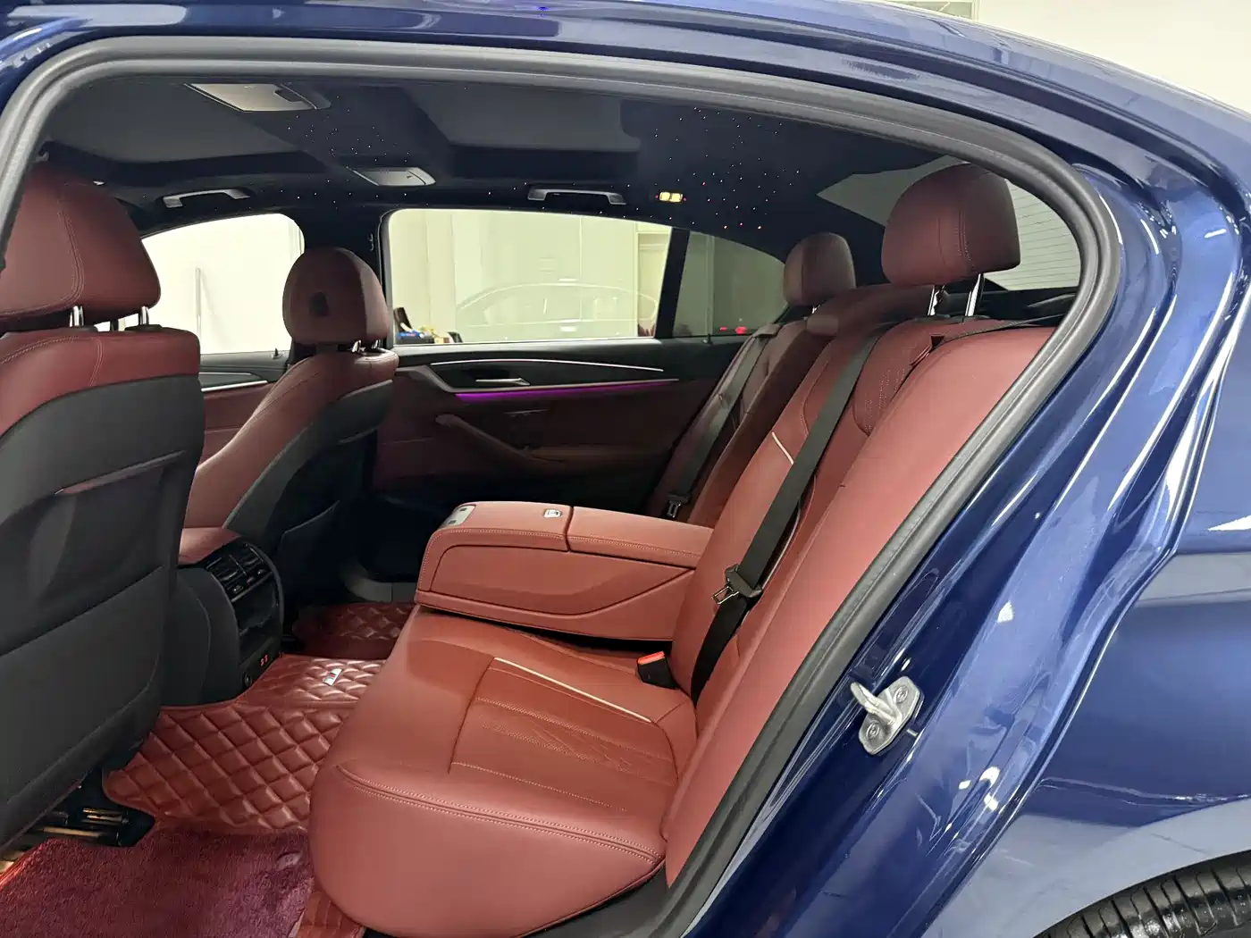 BMW 5 Series 2021 530Li Leading M Sport Package фото 15