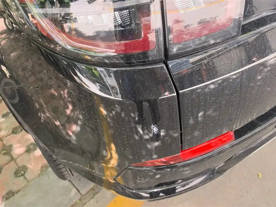 Land Rover Discovery Sport 2024 Luxury Custom Edition фото 4
