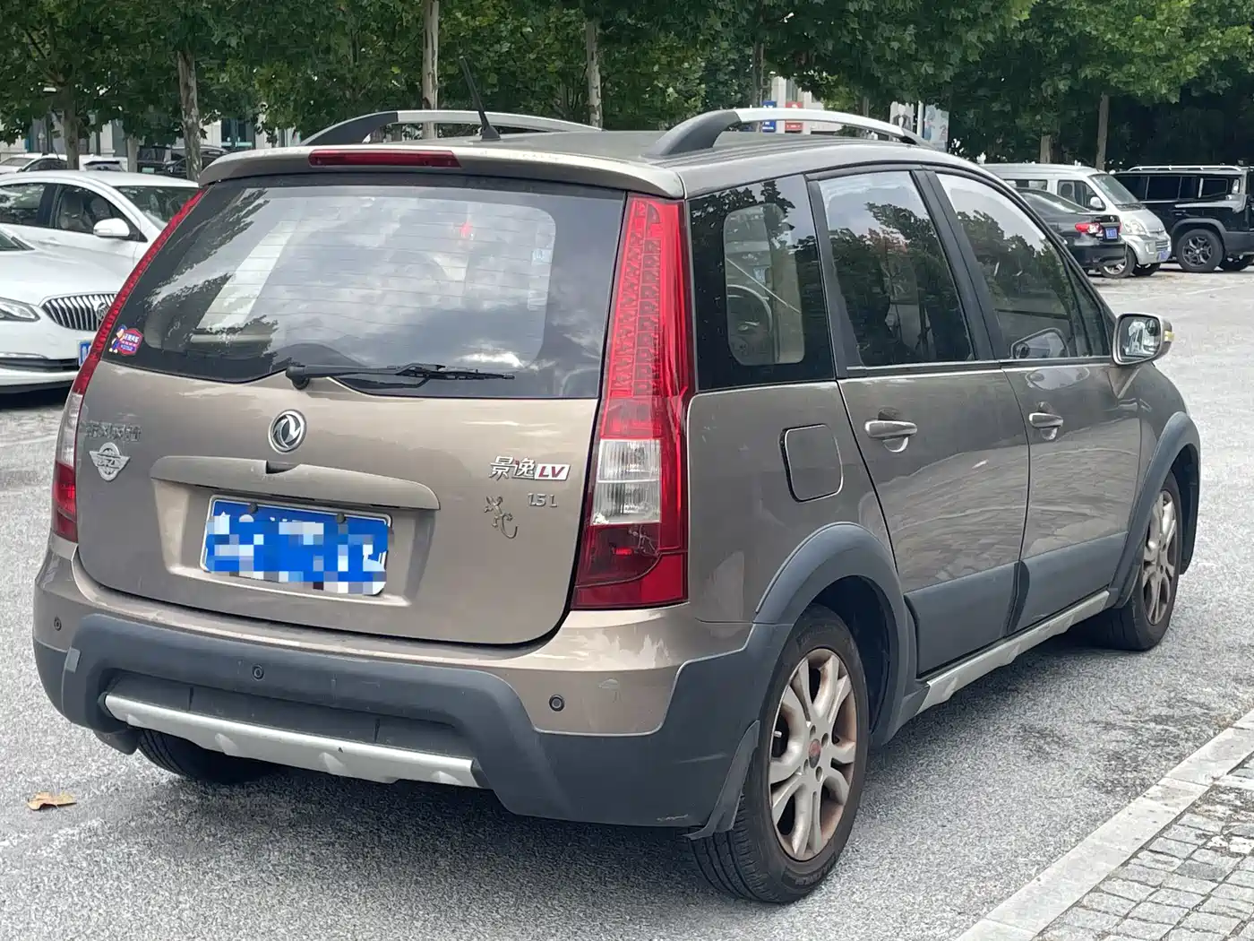 Dongfeng Fengxing Jingyi 2013 2012 XL 1.5L Manual Exclusive