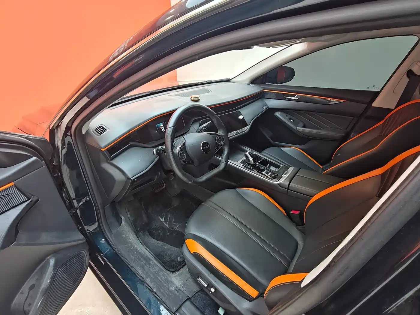 DONGFENG YI HYUN MAX