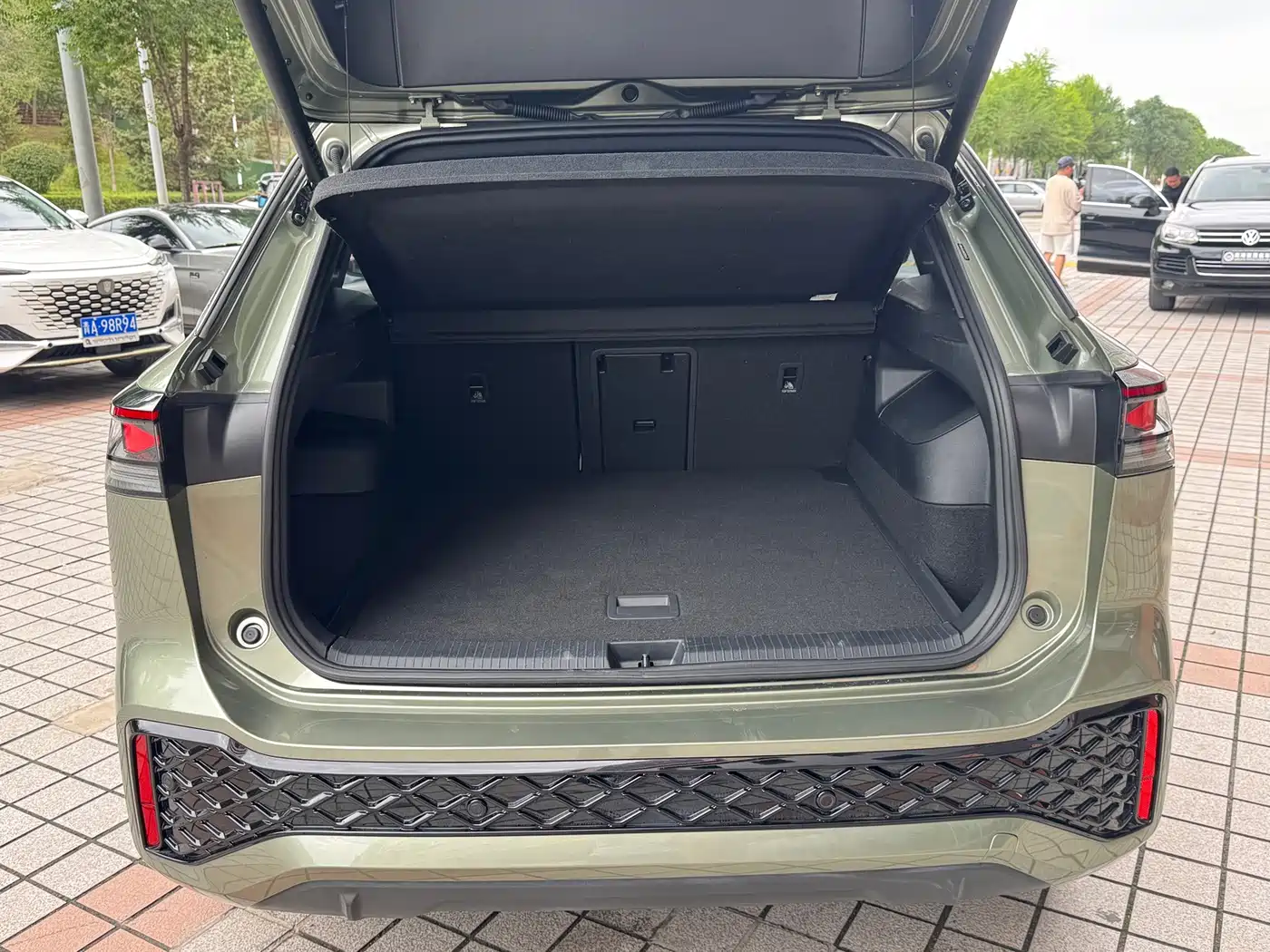 Volkswagen Tayron 2025 2025 Model Tayron L 380TSI 4WD Luxury Easy Package