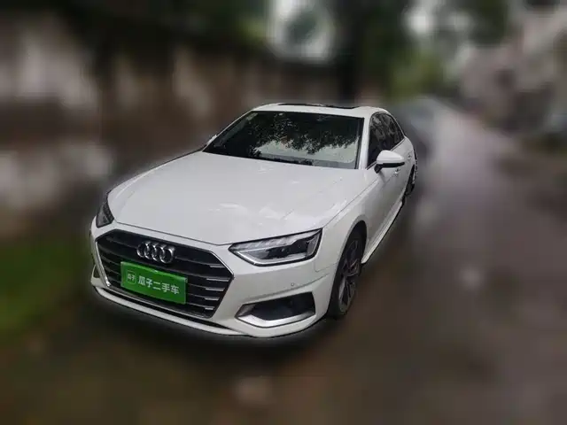 Audi A4L 2021