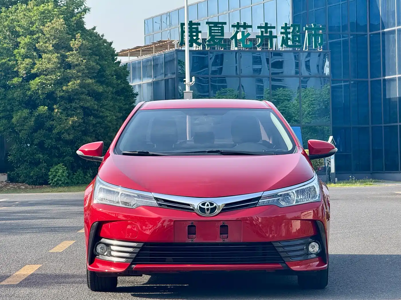 Toyota Corolla 2017 Facelift 1.2T S-CVT GL фото 2