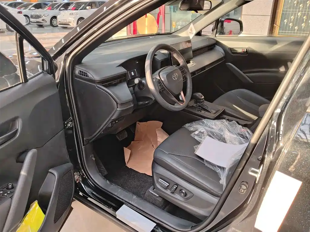 Toyota Frontlander 2026 2.0L CVT Comfort Edition фото 10