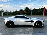 Фото 4 - Aston Martin Vantage
