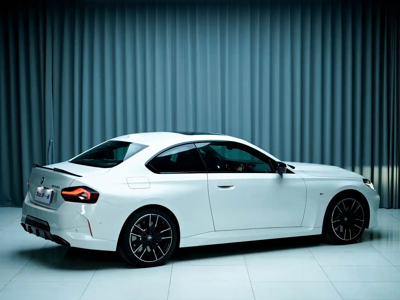 BMW M240I