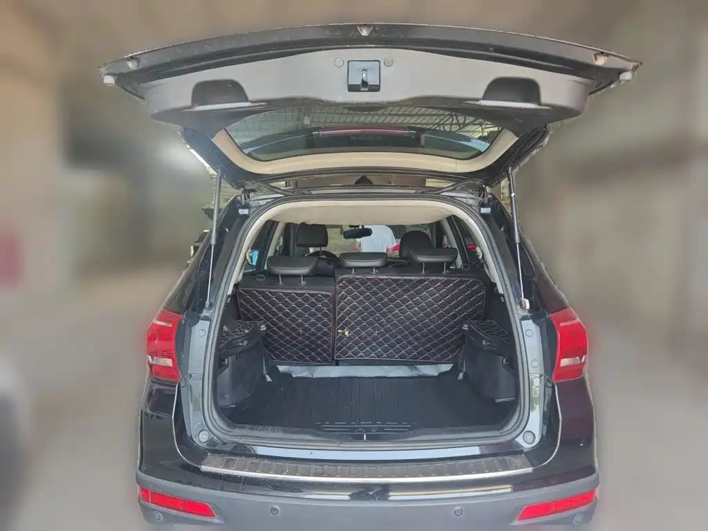 Photo 20 - Haval H6