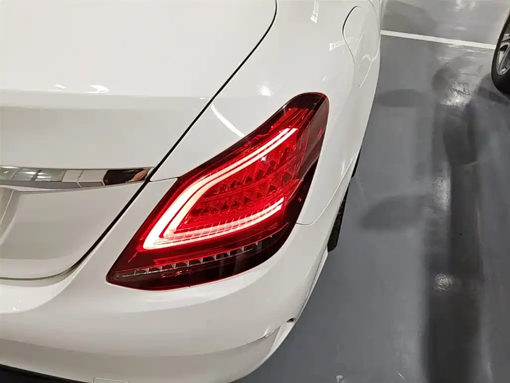 Mercedes-Benz C-Class 2021 C 260 L Sport Starry Exclusive Edition фото 8