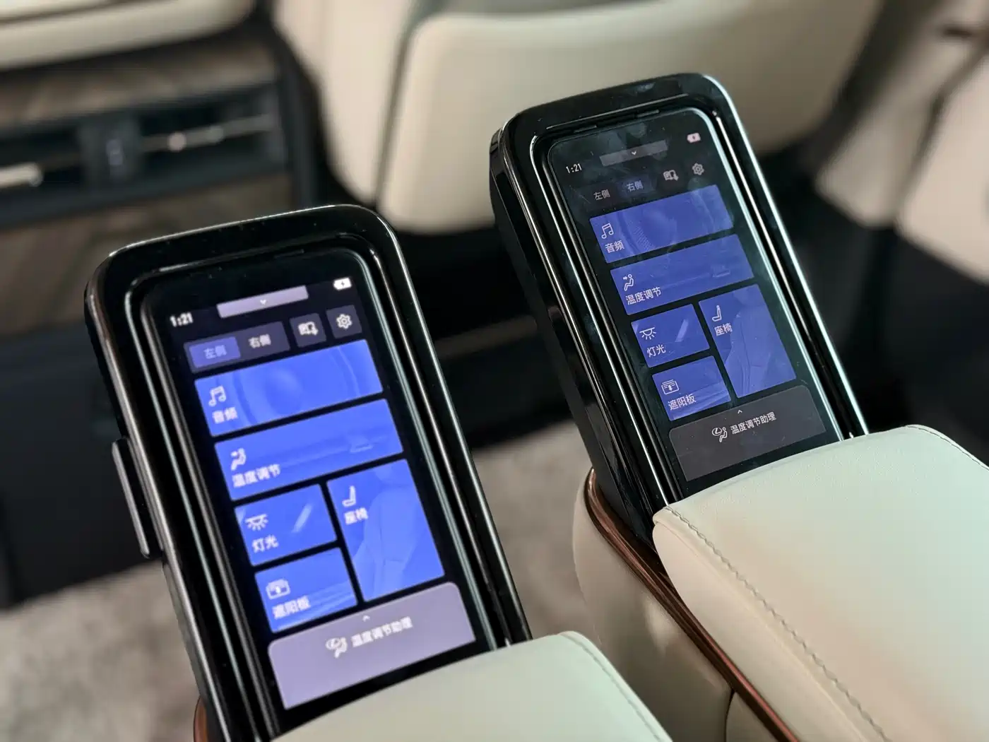 Lexus LM 2023 500h 6-Seater Prestige Edition фото 22