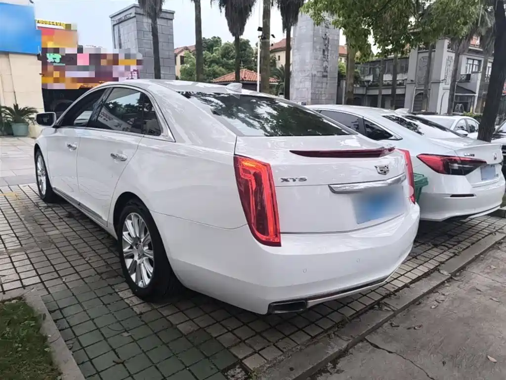Cadillac XTS 2017 28T Technology фото 5