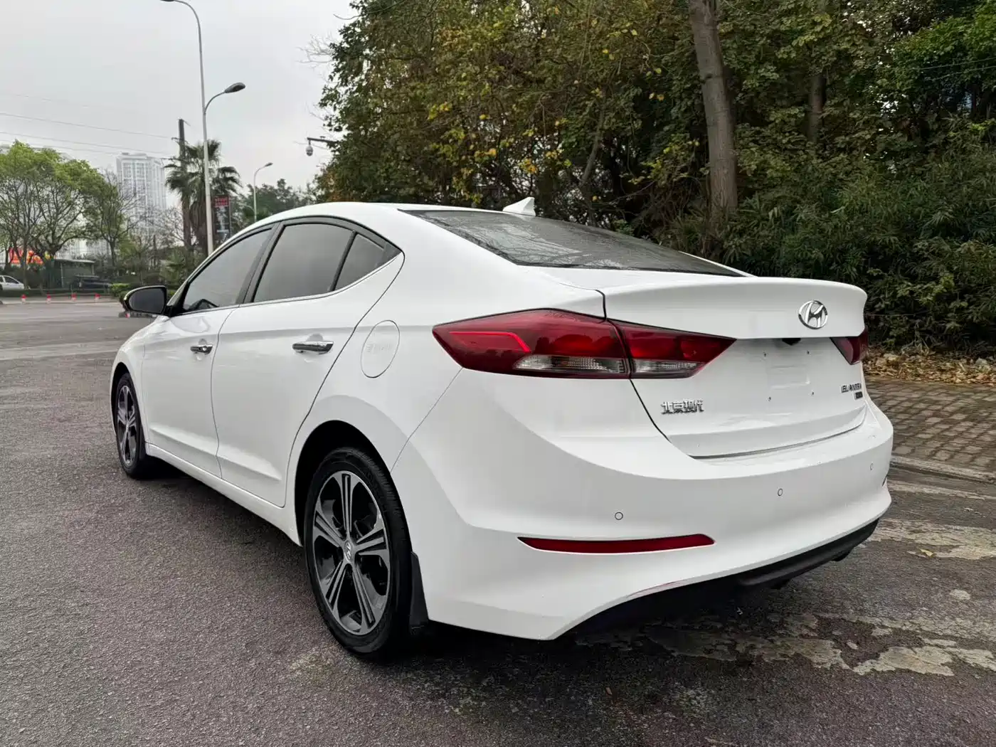 Hyundai Elantra 2018 1.4T DCT Dynamic·Vitality Model фото 7