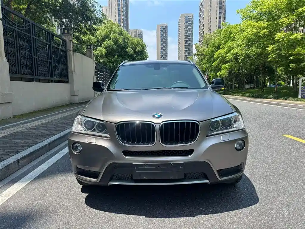 BMW X3 (Import) 2013 Facelift xDrive20i Luxury фото 2