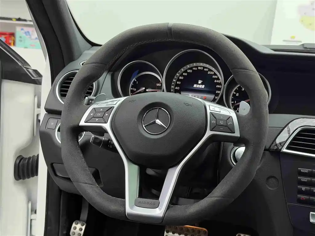Mercedes-Benz C-Class AMG 2014 AMG C 63 Edition 507 фото 11