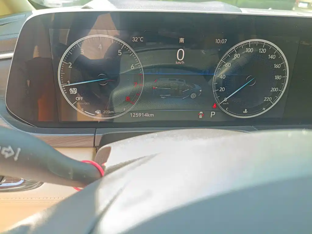 Photo 9 - Buick GL8