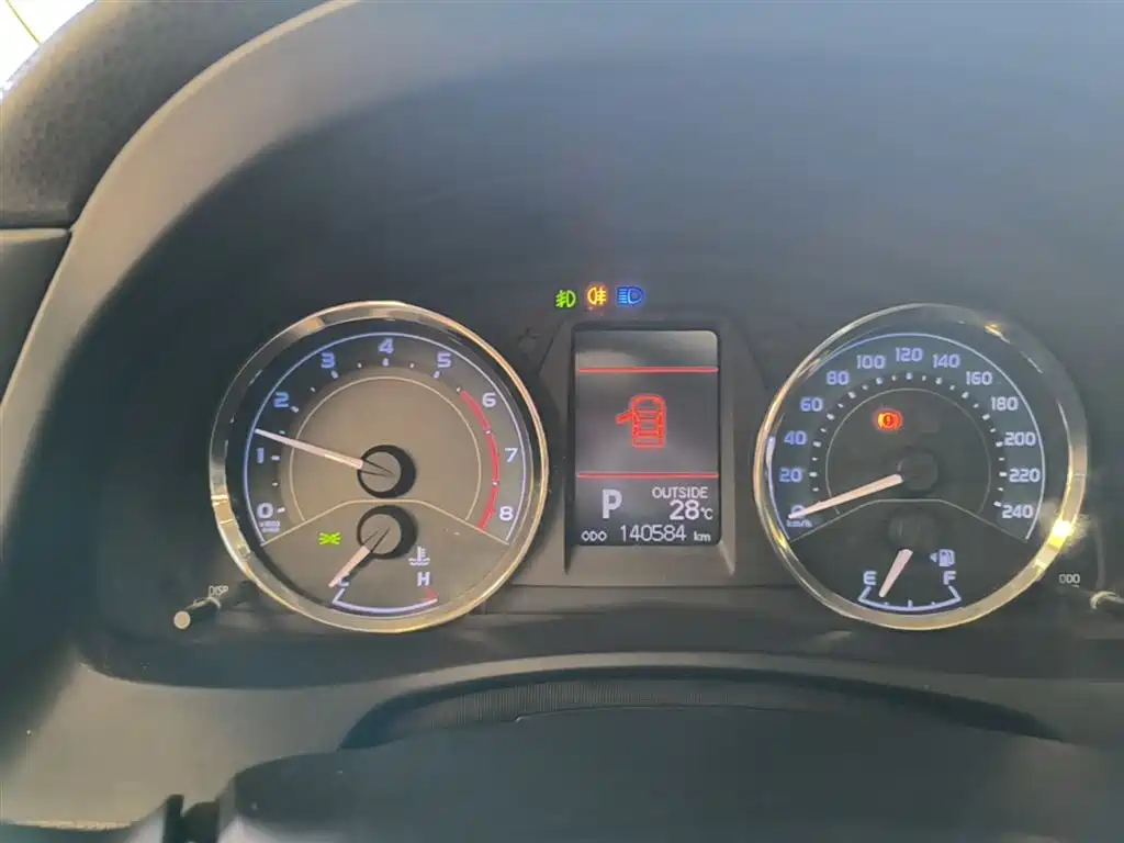 Toyota Corolla 2017 Facelift 1.2T S-CVT GL-i фото 12