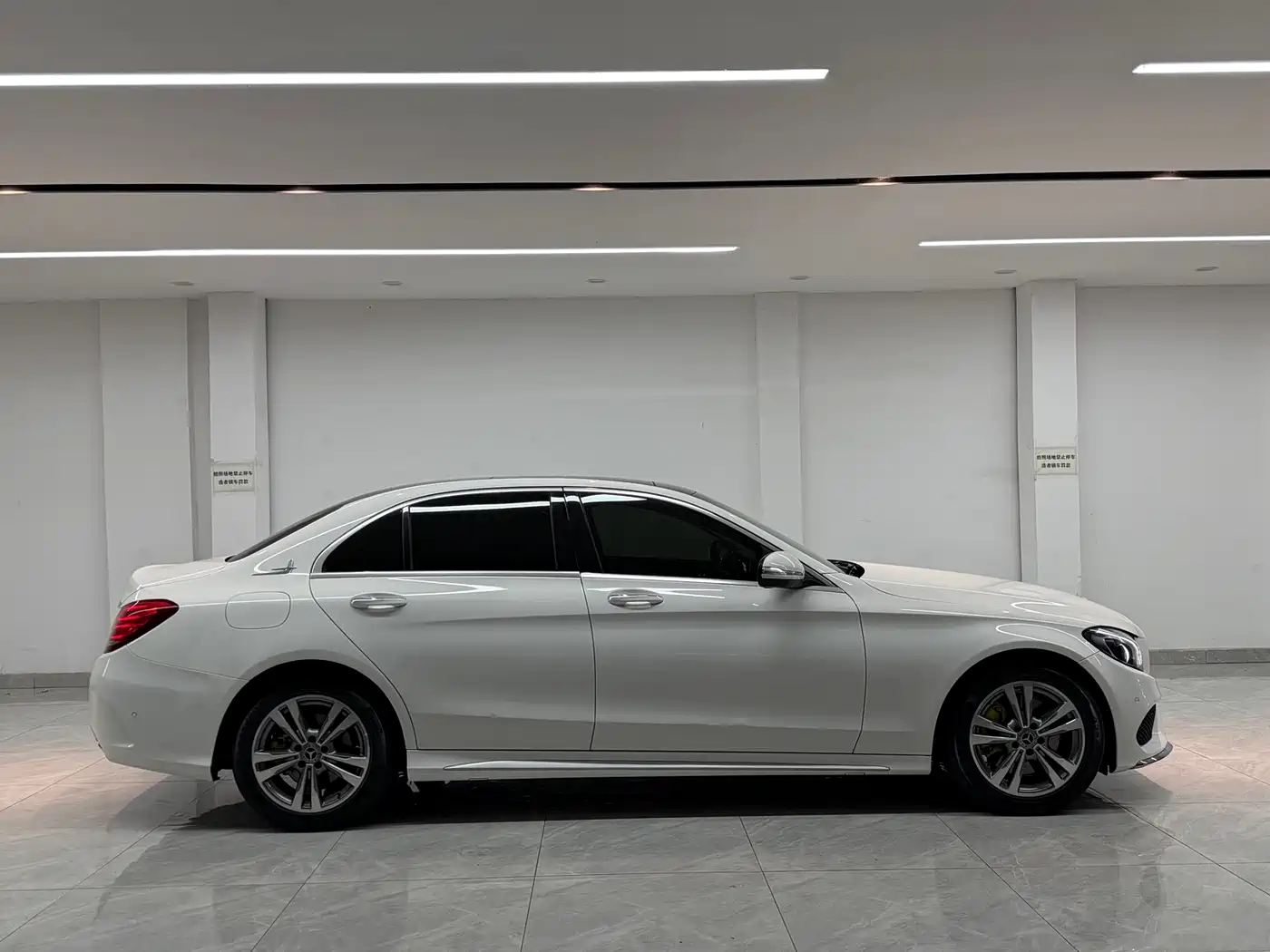 Mercedes-Benz C-Class 2018 C 200 L Sport Edition фото 4