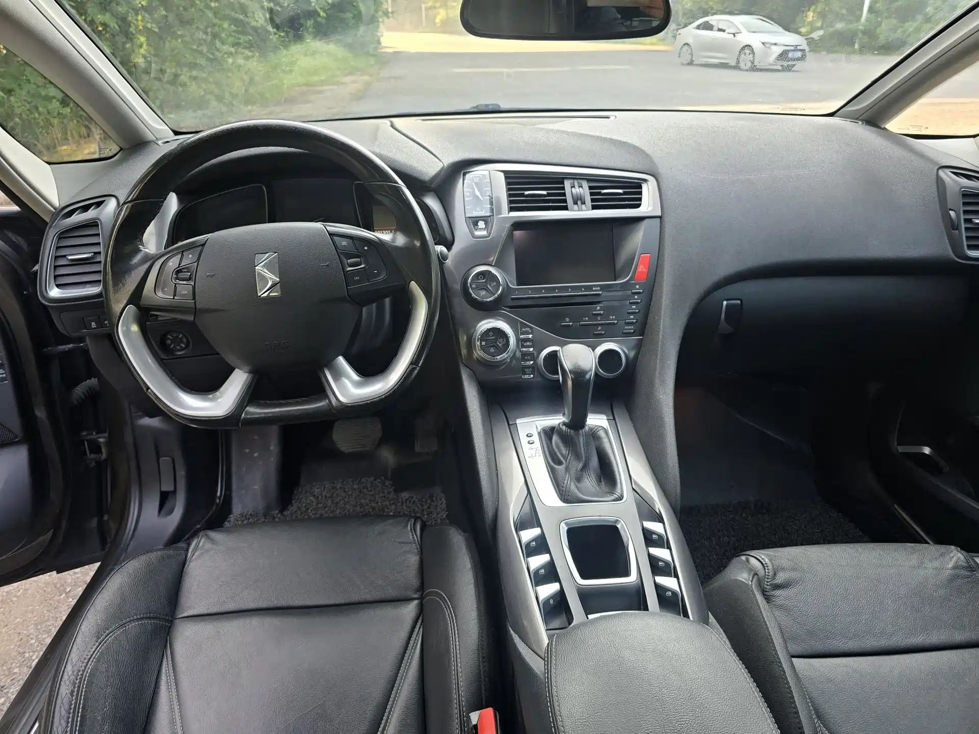 Фото 4 - DS 5