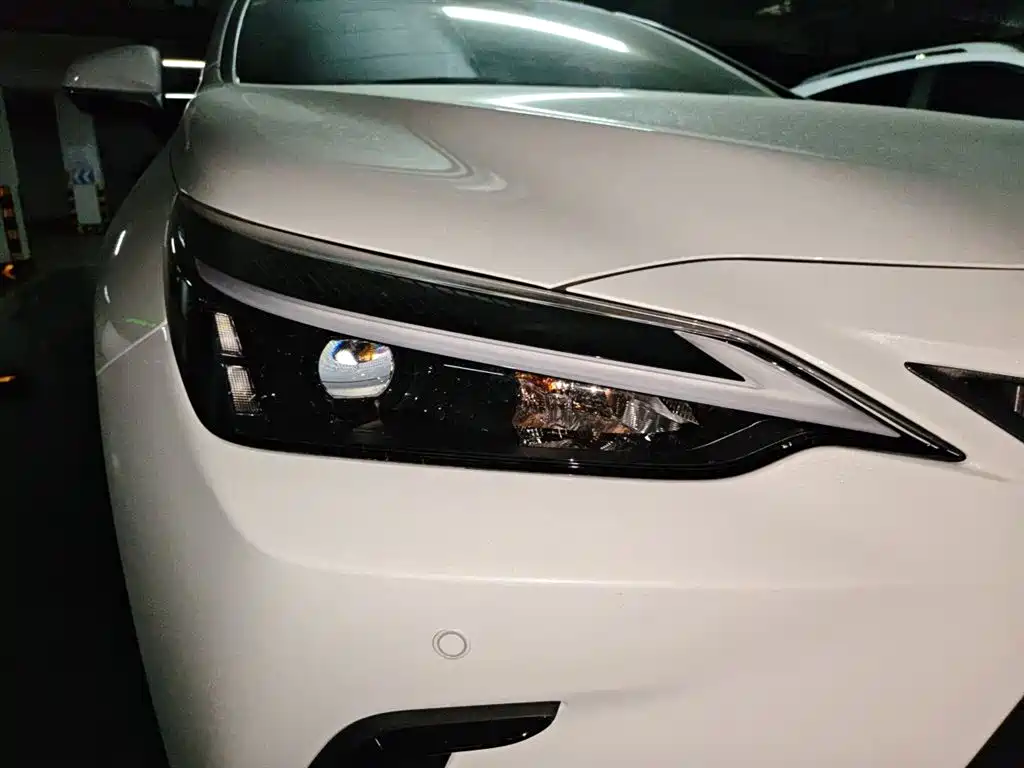 Lexus NX 2025 Model 200 Base Version фото 7