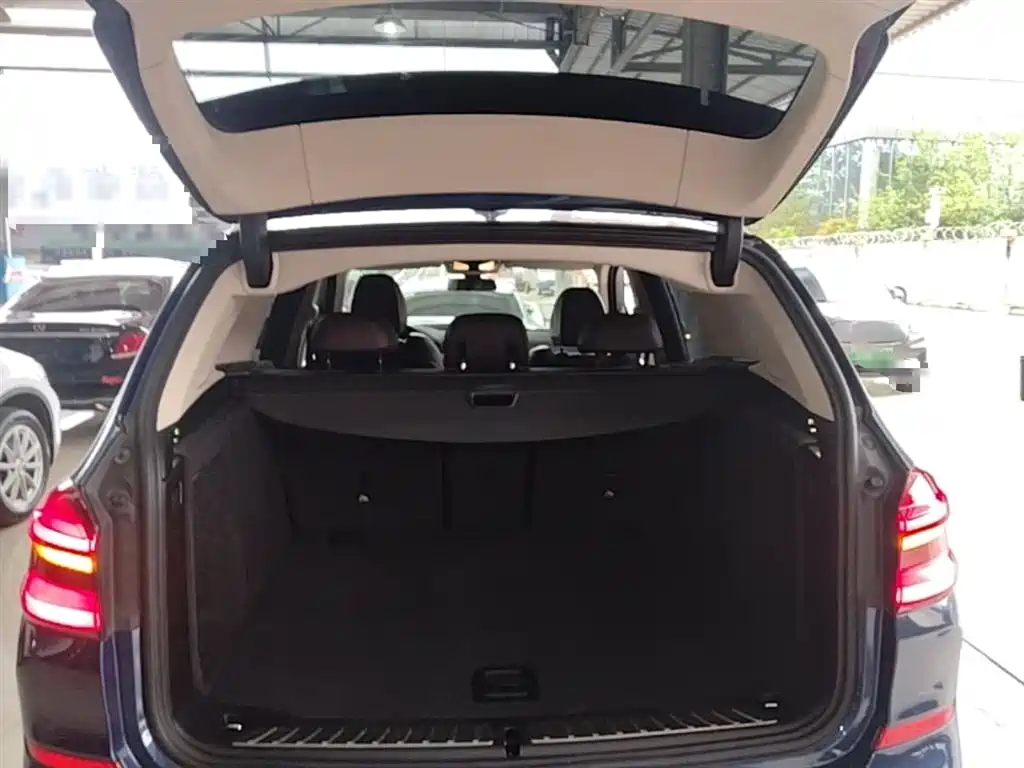 BMW X3 2018 xDrive30i Leading M Sport Package China V фото 19