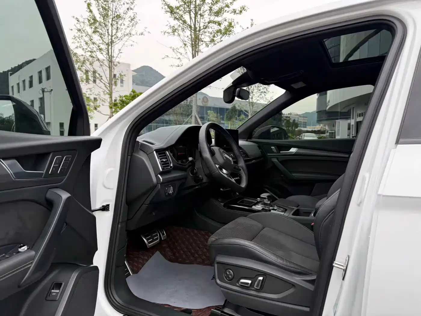 Audi Q5L Sportback 2024 2023 40 TFSI Luxury Style