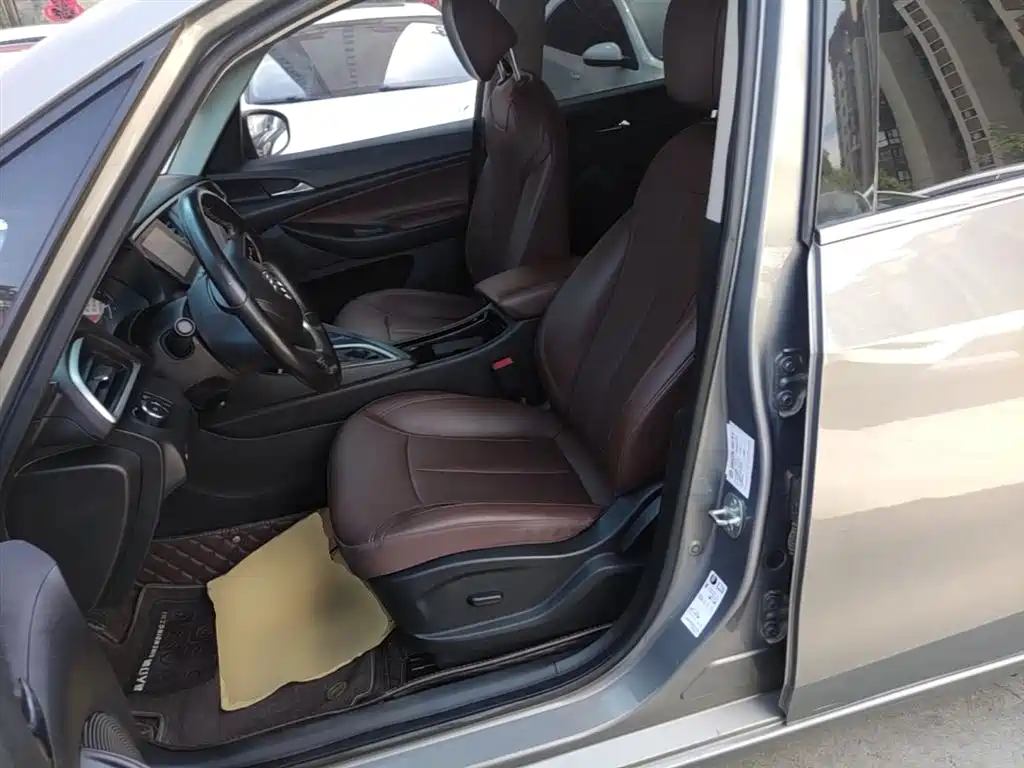 Buick GL6 2019 18T 6-seat Connected Luxury China VI фото 15