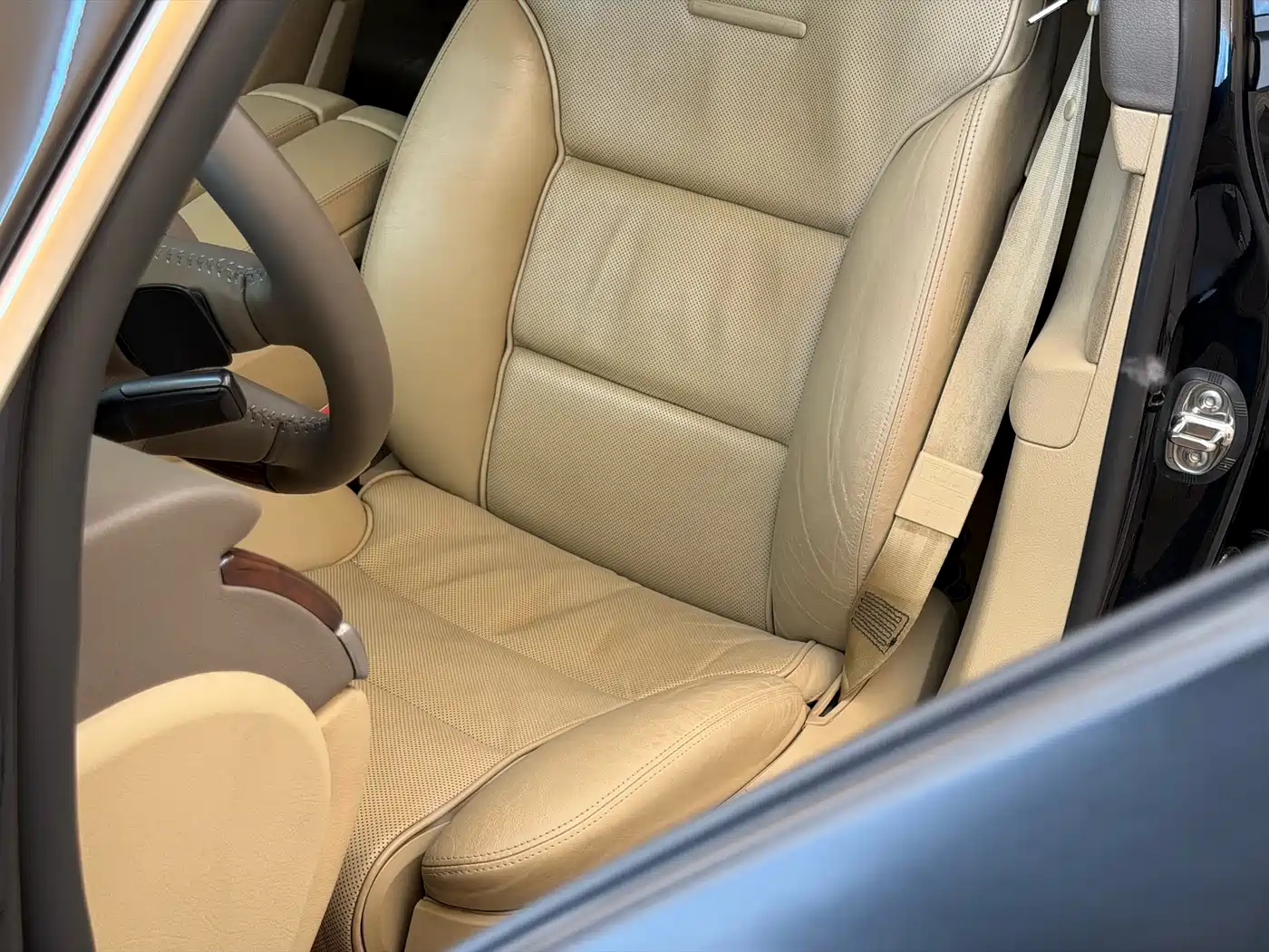 Audi A8 2007 A8L 4.2 FSI quattro Premium фото 11