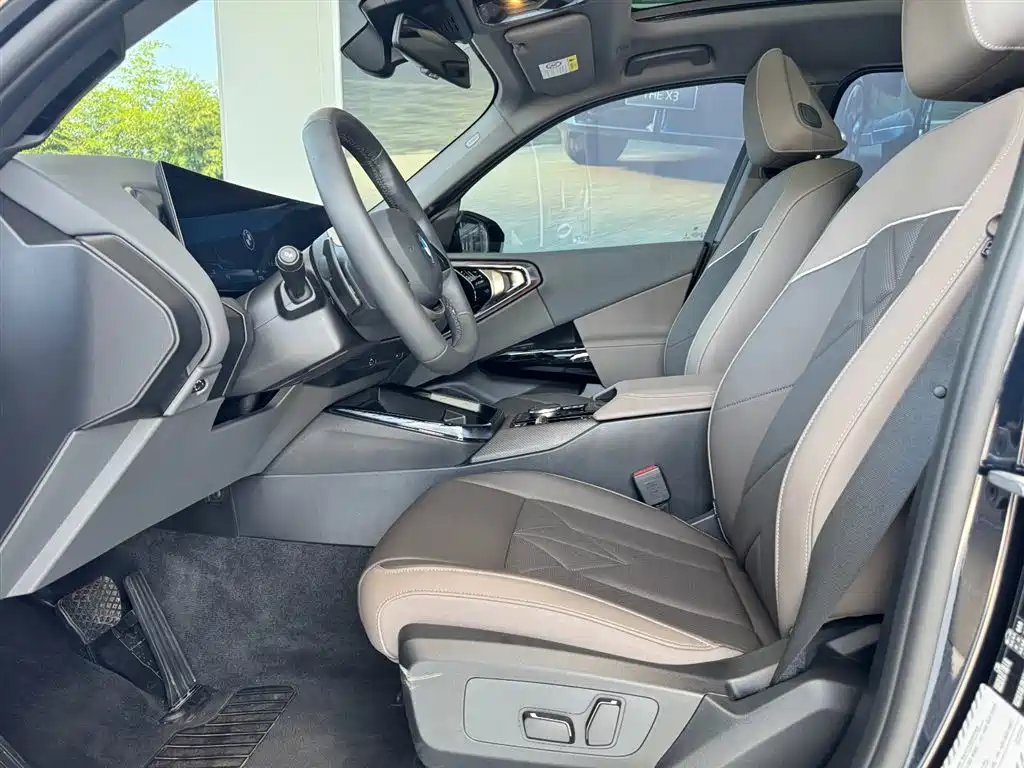 BMW X3 2025 xDrive25L Luxury Package фото 7