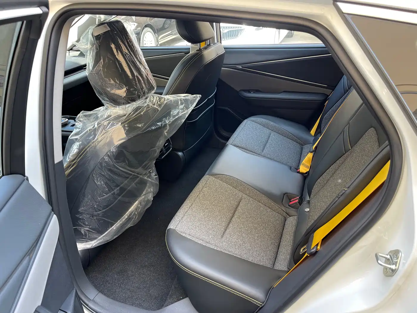 Toyota bZ5 2025 550 JOY фото 10
