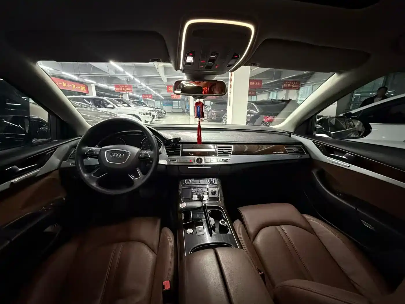 Audi A8 2014 A8L 45 TFSI quattro Comfort фото 5