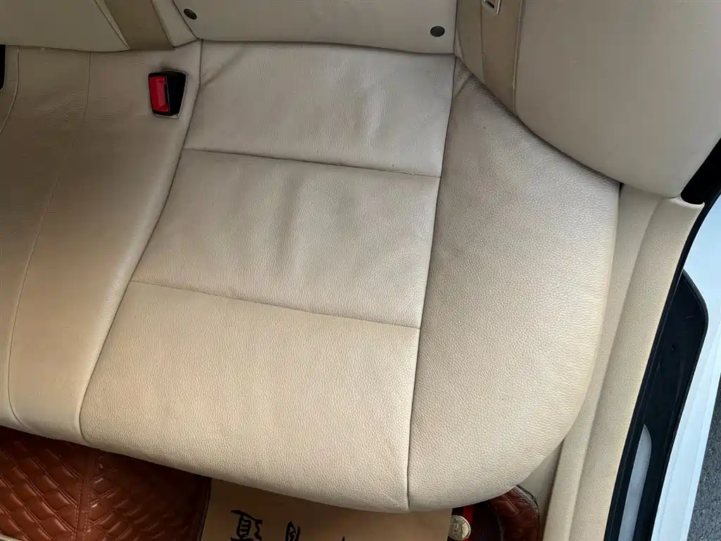 BMW 5 Series (Import) 2013 520i Elegance фото 17