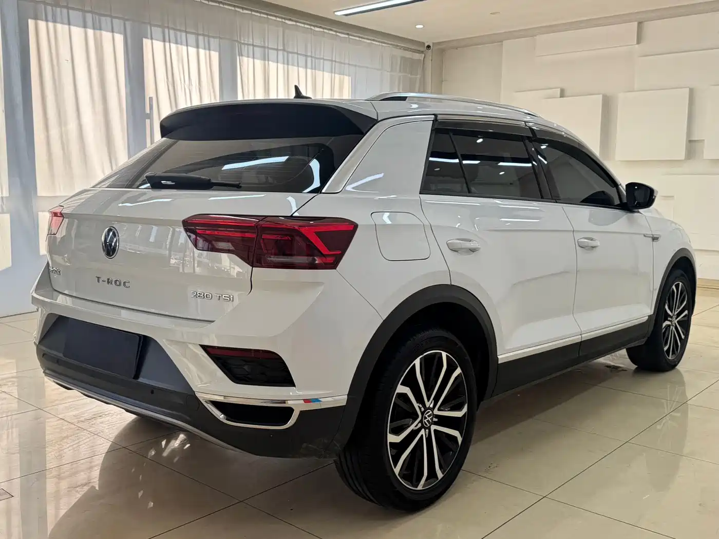 VOLKSWAGEN T ROC EXPLORING SONGS