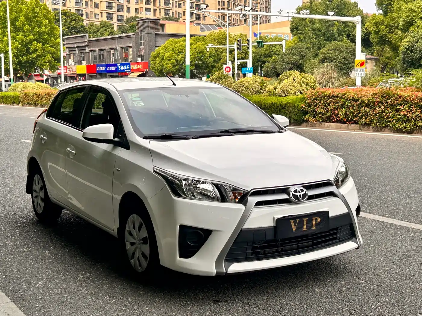 Toyota YARiS L Zhi Xuan 2015 2015 1.5E Auto Charming Edition