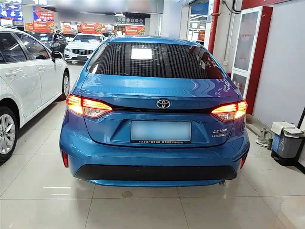 Toyota Levin 2019 Hybrid 1.8H E-CVT Luxury Edition China VI фото 6
