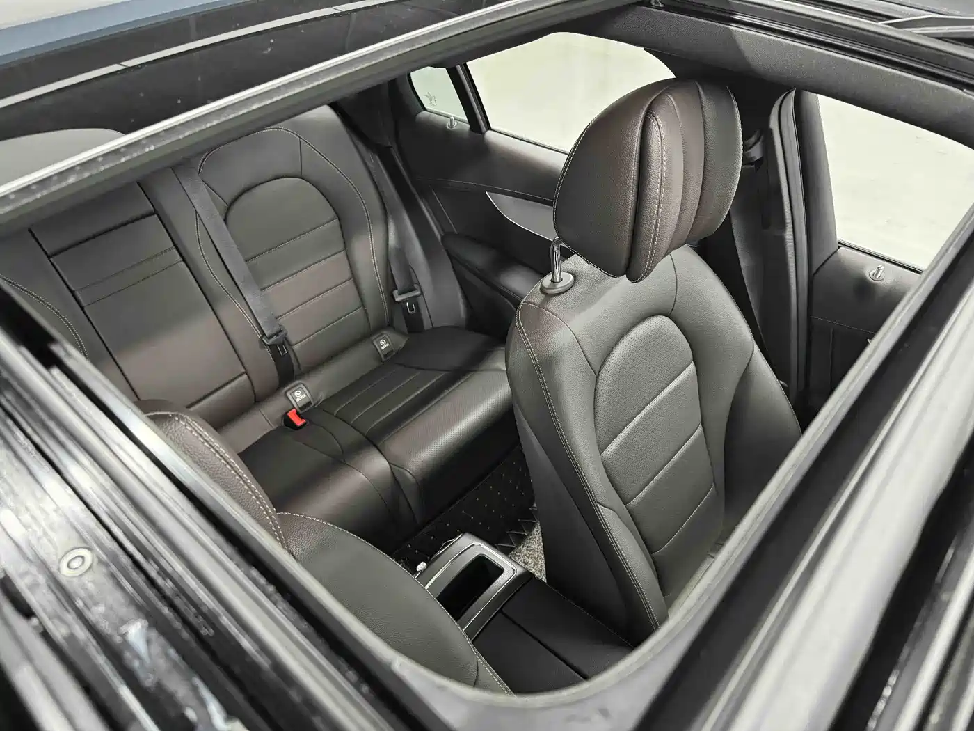 Mercedes-Benz GLC 2021 GLC 260 L 4MATIC Sporty фото 27