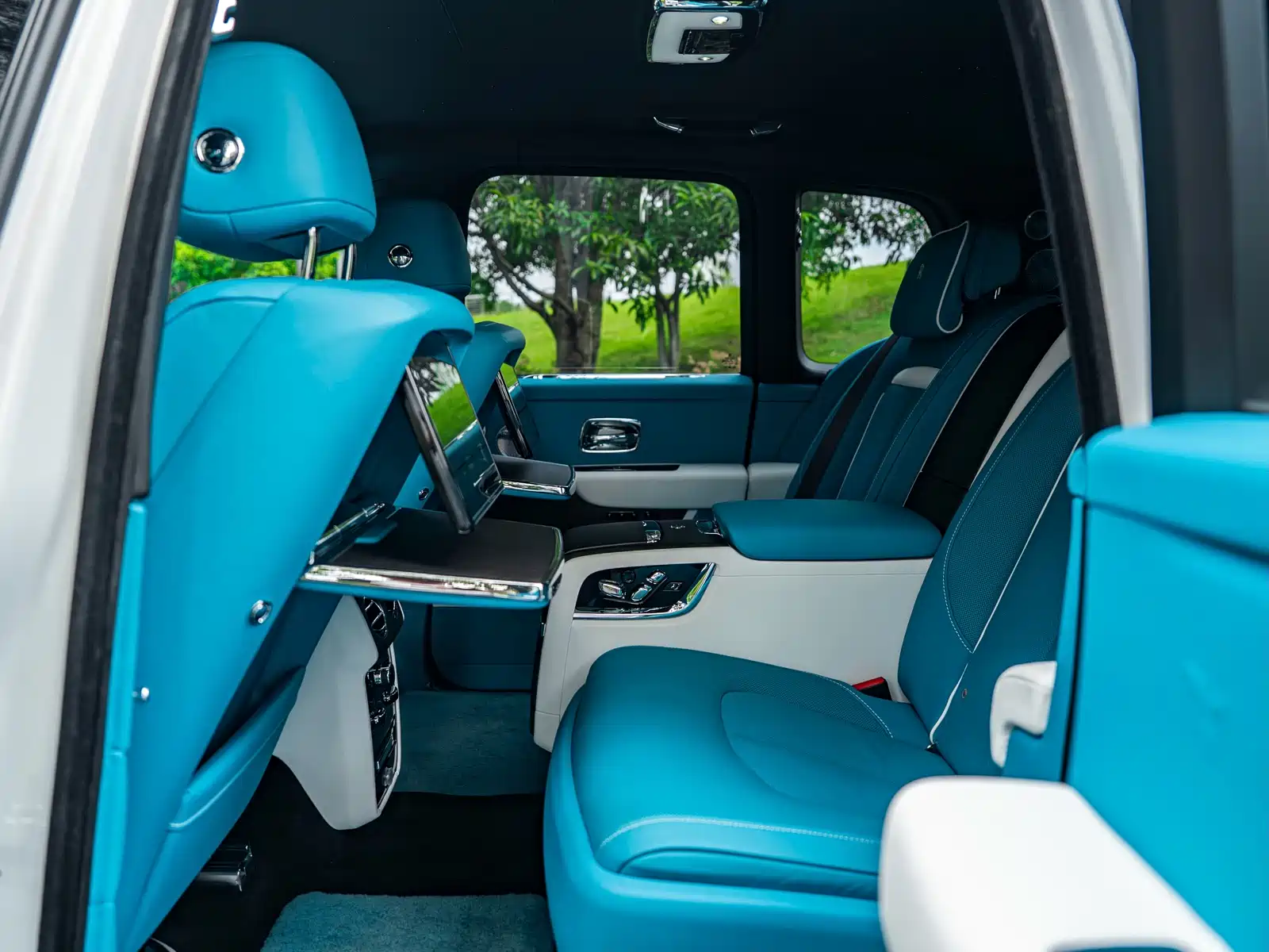 Фото 9 - Rolls-Royce Cullinan