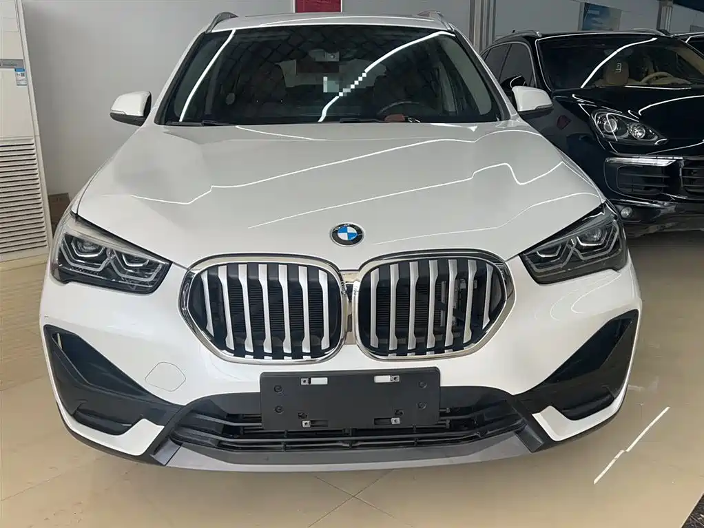 BMW X1 2020 sDrive25Li Leading Model фото 4