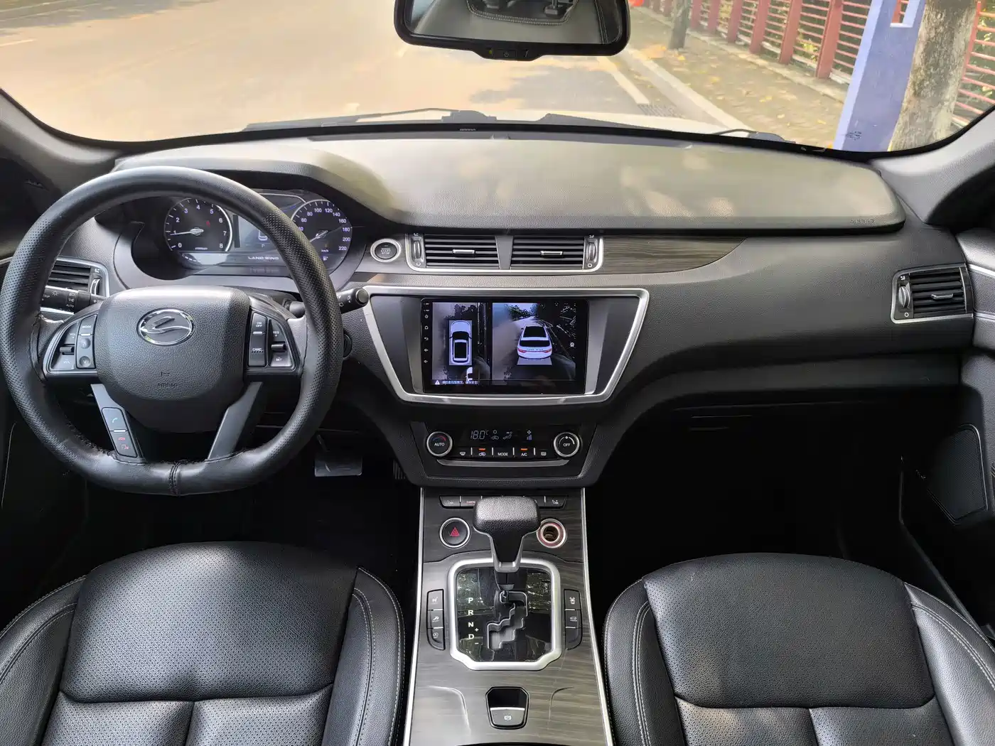 Landwind X7 2018 2018 Jinyue 1.5T Panorama Ultimate