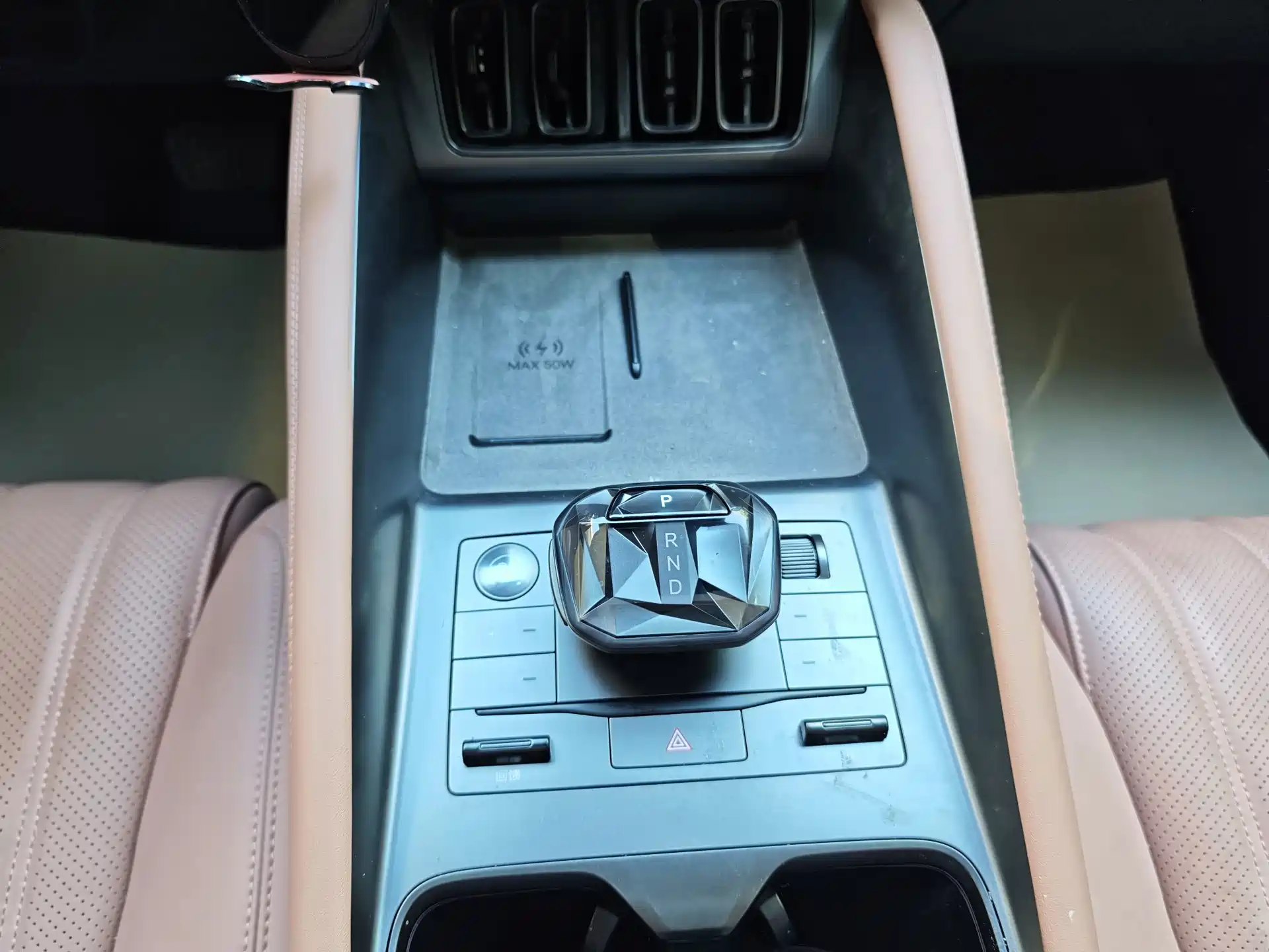 Фото 7 - BYD Song L EV