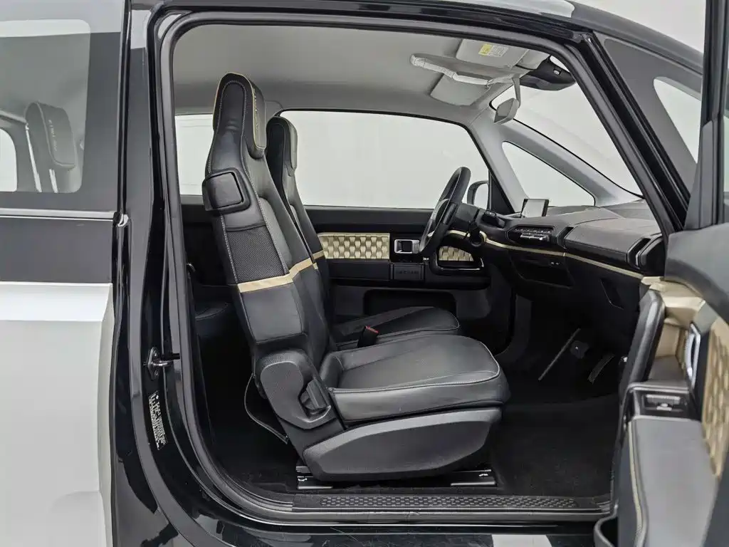 Baojun KiWi EV 2021 2021 Artist LFP
